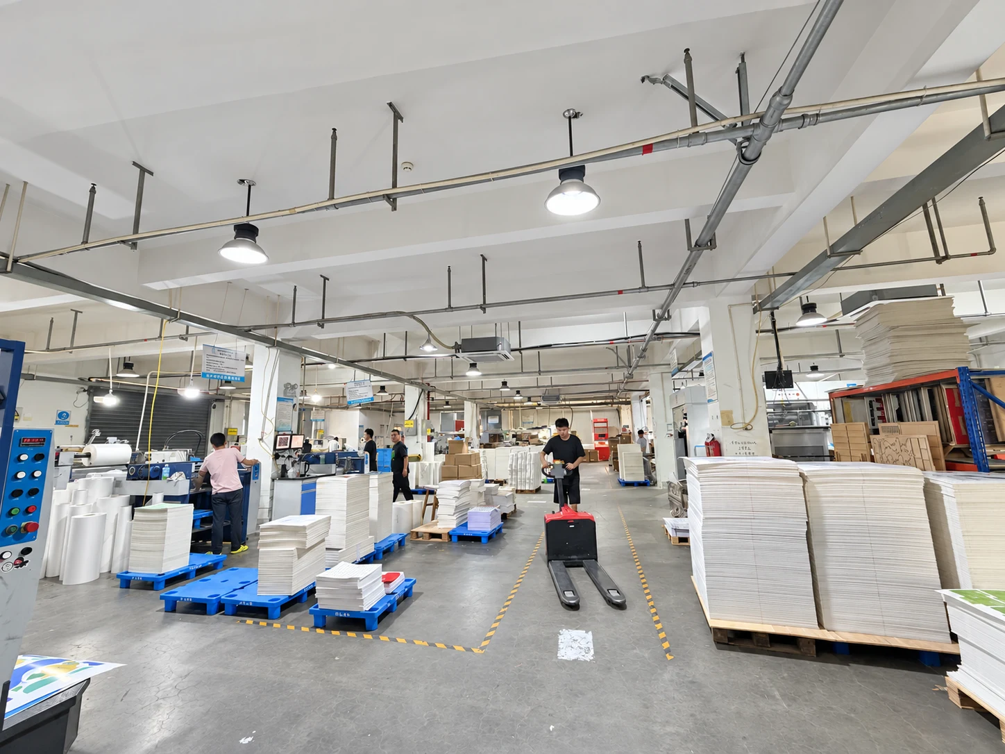 PACKAVELLE packaging manufacturing floor in Longgang, Wenzhou